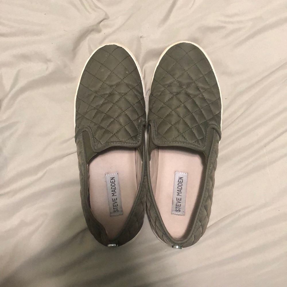 Steve Madden - olive shoes